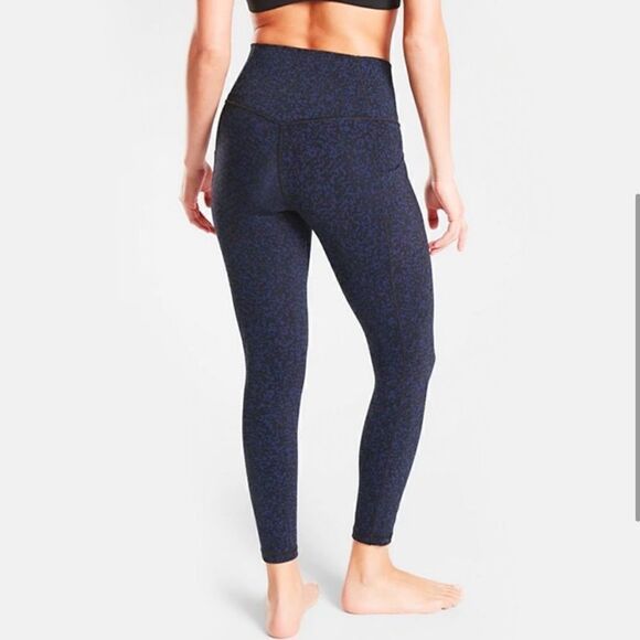 Athleta Ultimate Stash Pocket Gravel Tight Blue - Picture 4 of 15